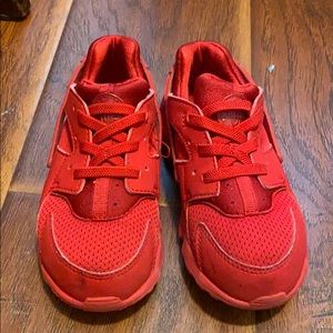 Nike Red Huaraches 10c